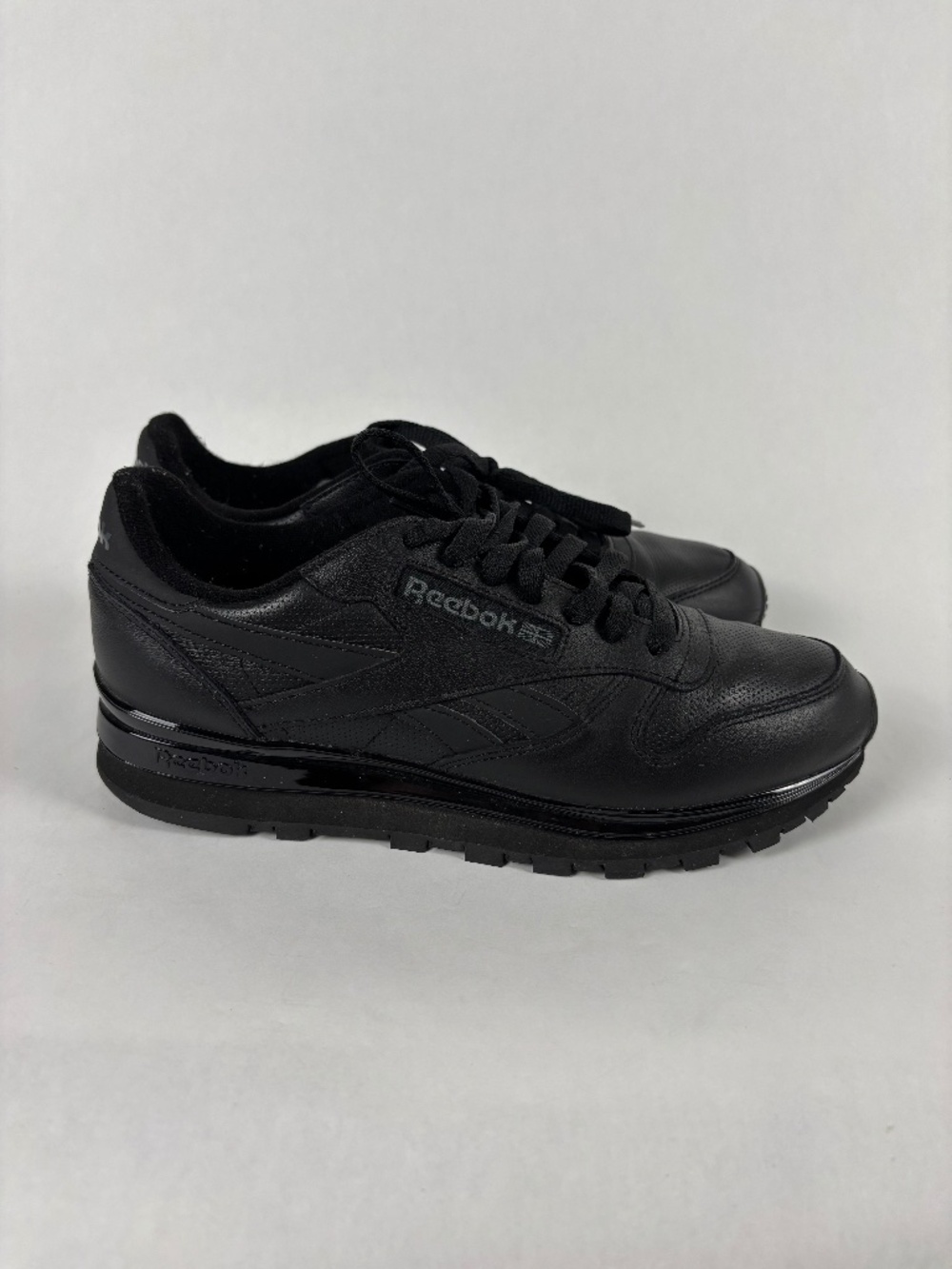 Reebok, Classic Black Leather, Sneakers, Men's Size 7.5, Run/Walk, Casual